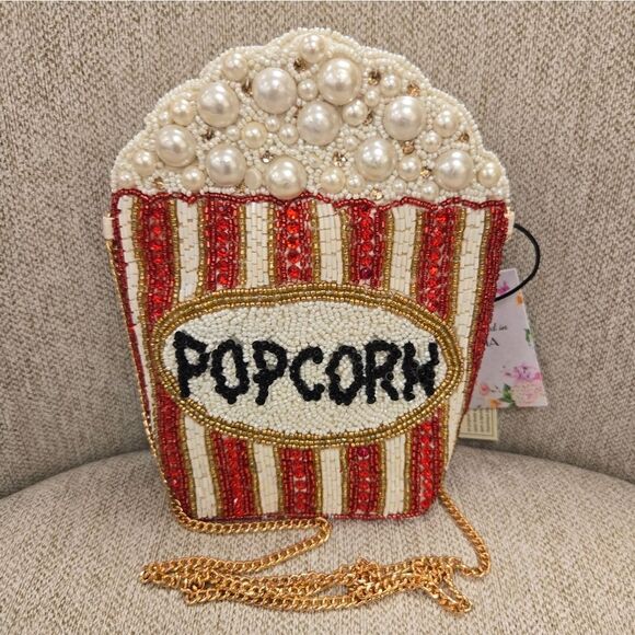 Viral Beaded Popcorn Handbag - Picture 4 of 4